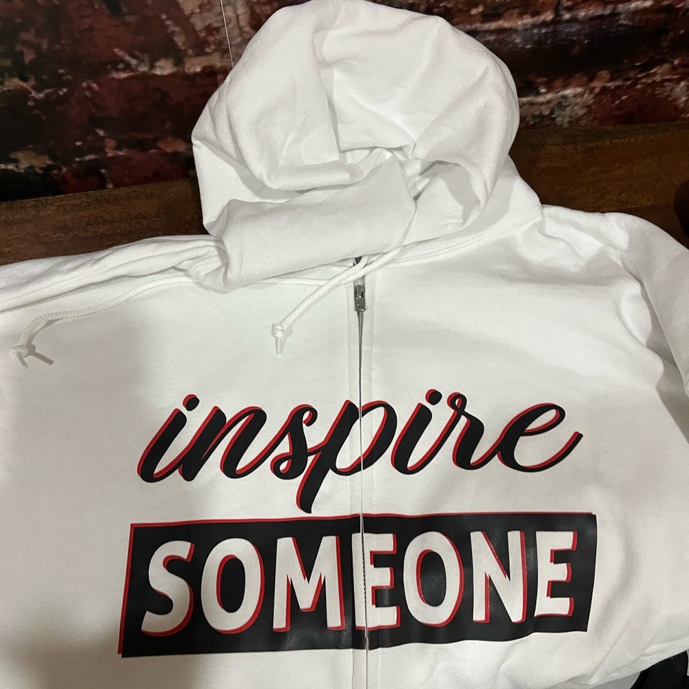 NEW INSPIRE SOMEONE BRAND HODDIE
Any color you can think of. - Picture 7 of 16